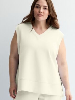 tek gear Cream V-Neck Muscle Tee